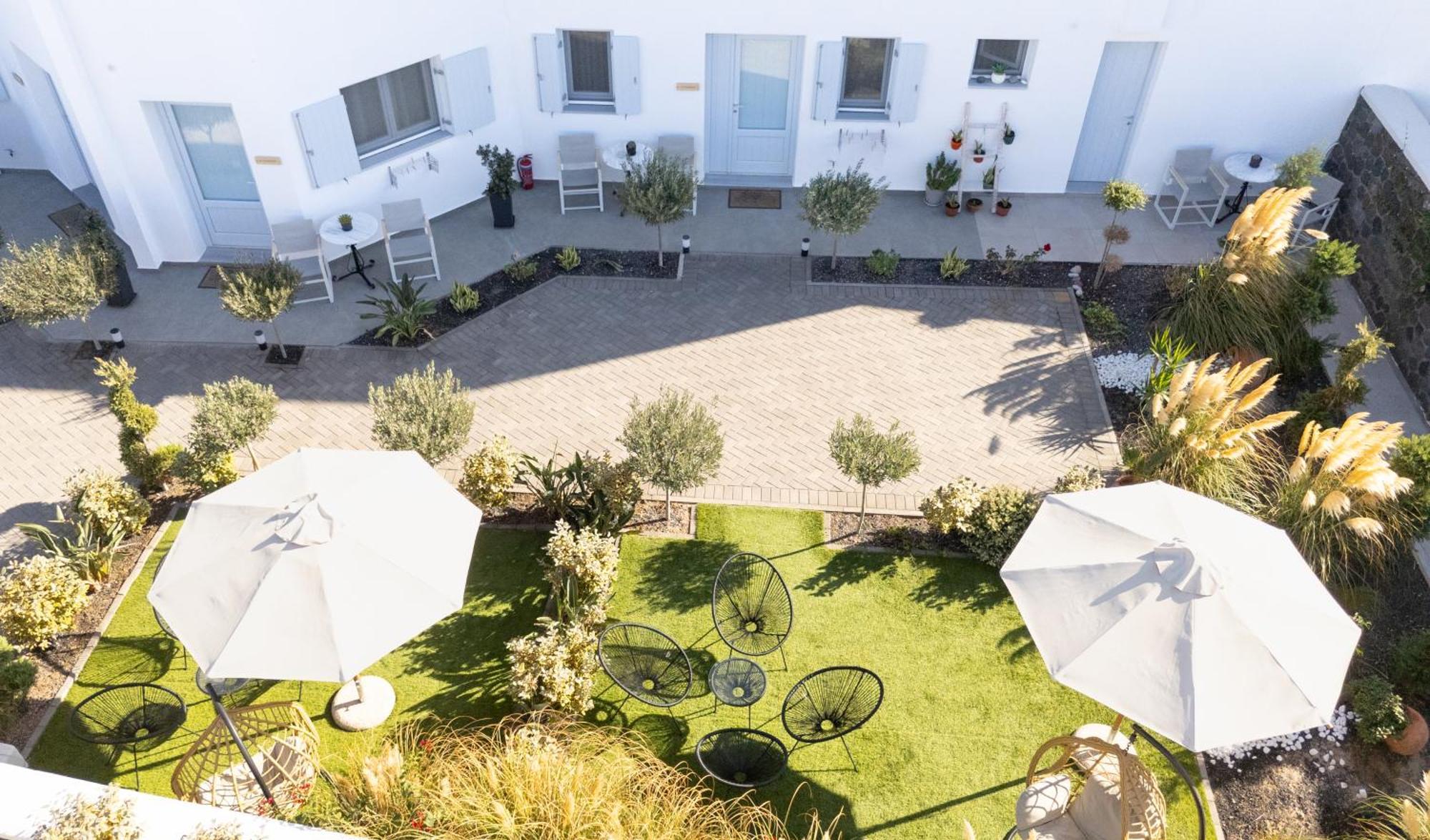 Sn Santorini Apartments Kamári エクステリア 写真
